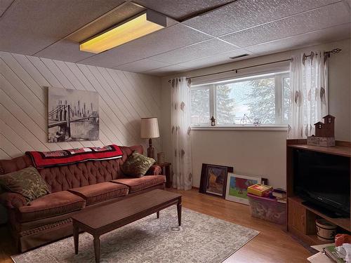 223627 Airport Road E, Swan River, MB - Indoor Photo Showing Other Room