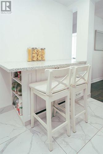 1907 - 145 Hillcrest Avenue, Mississauga, ON - Indoor