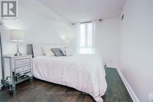 1907 - 145 Hillcrest Avenue, Mississauga, ON - Indoor Photo Showing Bedroom