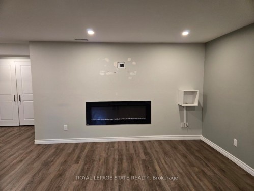 71 Cobblestone Drive, Brant, ON - Indoor With Fireplace