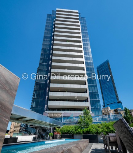 1804-88 Davenport Road, Toronto, ON - Outdoor With In Ground Pool