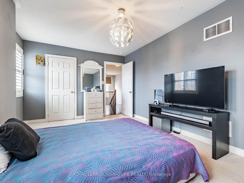 27 Permafrost Drive, Brampton, ON - Indoor Photo Showing Bedroom