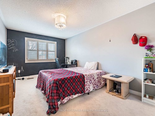 27 Permafrost Drive, Brampton, ON - Indoor Photo Showing Bedroom