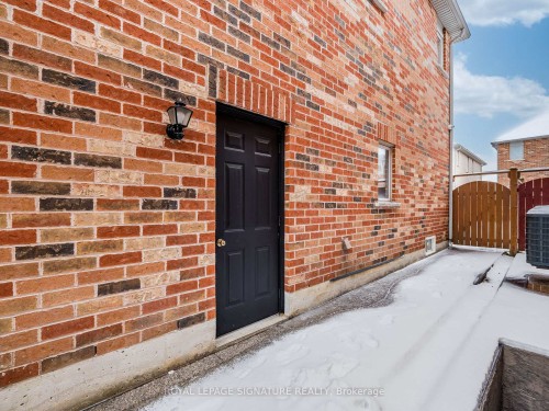 27 Permafrost Drive, Brampton, ON - Outdoor