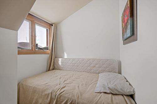 Den - 864 Rue Coupal, Mont-Tremblant, QC - Indoor Photo Showing Bedroom