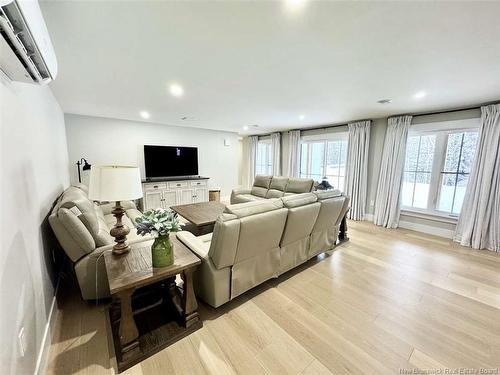 156 Montana Dr, Quispamsis, NB 