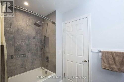 3384 Hannibal Road, Burlington, ON - Indoor Photo Showing Bathroom