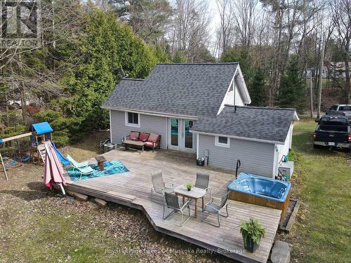 6 Hibberd Lane, Huntsville (Chaffey), ON - Outdoor With Deck Patio Veranda