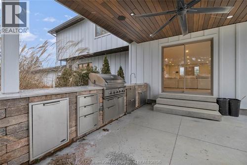 434 Front Road, Norfolk County, ON - Outdoor With Exterior