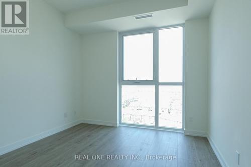 1302 - 335 Wheat Boom Drive, Oakville, ON - Indoor Photo Showing Other Room