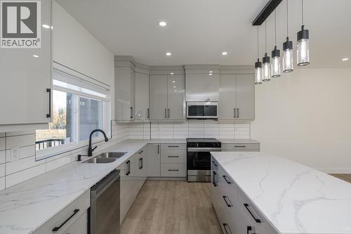 #1202 2395 Rowe Street, Prince George, BC - Indoor Photo Showing Kitchen With Double Sink With Upgraded Kitchen