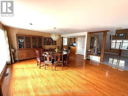 13867 Woodbine Avenue, Whitchurch-Stouffville, ON - Indoor Photo Showing Dining Room