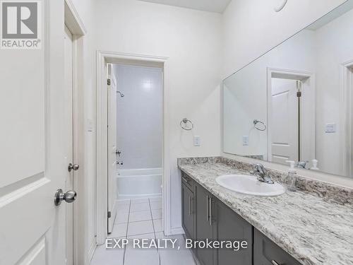 10 Truffle Court, Brampton, ON - Indoor Photo Showing Bathroom