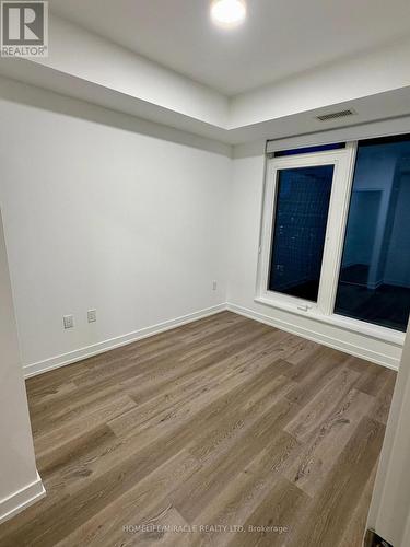 1711 - 395 Square One Drive, Mississauga, ON - Indoor Photo Showing Other Room