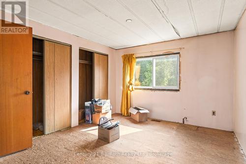 3338 Cox Drive, Severn, ON - Indoor Photo Showing Other Room