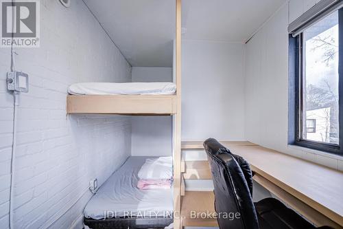 6 - 5 Sorauren Avenue, Toronto, ON - Indoor