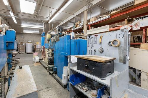 Warehouse - 11905  - 11915 Av. Bellevois, Montréal (Montréal-Nord), QC - Indoor Photo Showing Garage