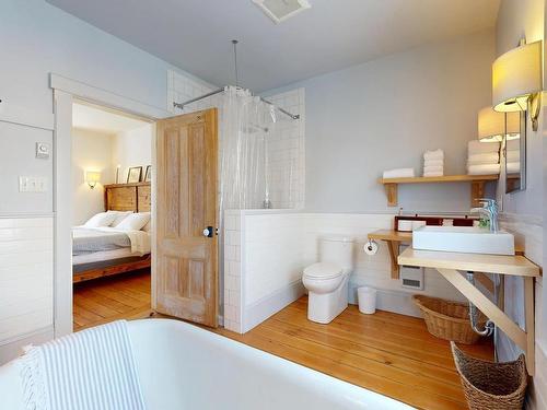 13 John Street, Shelburne, NS 