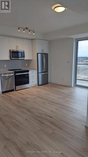 1108 - 345 Wheat Boom Drive, Oakville, ON - Indoor Photo Showing Kitchen