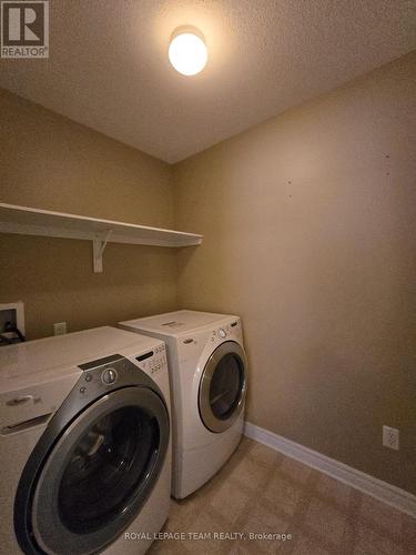 142 Hillman Marsh Way, Ottawa, ON - Indoor Photo Showing Laundry Room