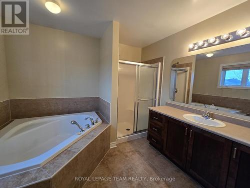 142 Hillman Marsh Way, Ottawa, ON - Indoor Photo Showing Bathroom