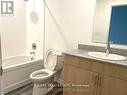 513 - 1098 Paisley Road W, Guelph, ON  - Indoor Photo Showing Bathroom 