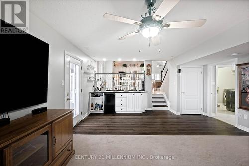 395115 County Road 12 Road, Amaranth, ON - Indoor Photo Showing Other Room