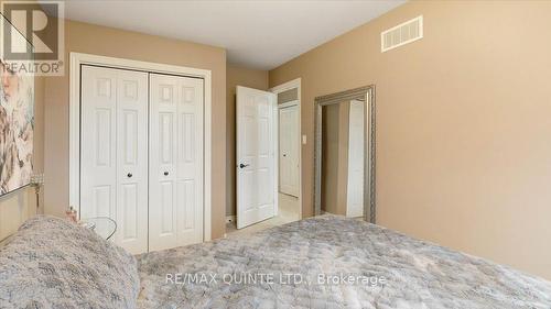 54 Princeton Place, Belleville (Thurlow Ward), ON - Indoor Photo Showing Bedroom
