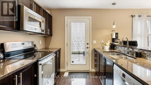 54 Princeton Place, Belleville (Thurlow Ward), ON - Indoor Photo Showing Kitchen With Double Sink