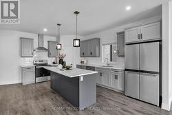 Lots of natural lighting through windows - 