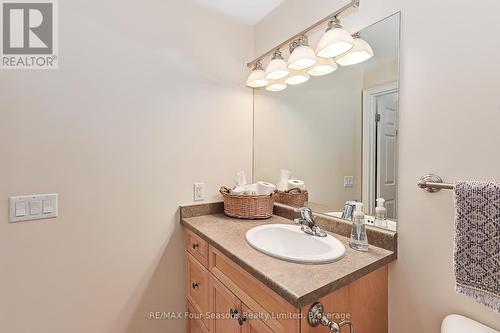 310 - 91 Raglan Street, Collingwood, ON - Indoor Photo Showing Bathroom