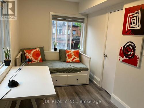 5 - 5 Sorauren Avenue, Toronto, ON - Indoor