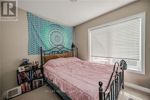83 - 1401 Plains Road E, Burlington, ON - Indoor Photo Showing Bedroom
