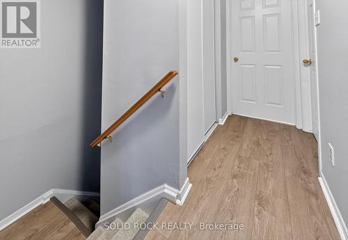 B - 76 Seyton Drive, Ottawa, ON - Indoor Photo Showing Other Room