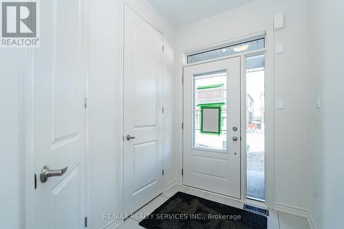 123 Sanderson Drive, Kawartha Lakes, ON - Indoor Photo Showing Other Room