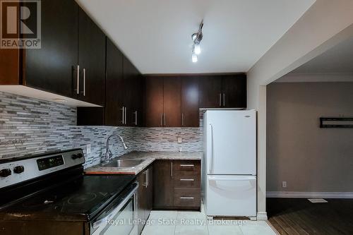 41 Lake Avenue Drive N, Hamilton (Riverdale), ON - Indoor Photo Showing Kitchen