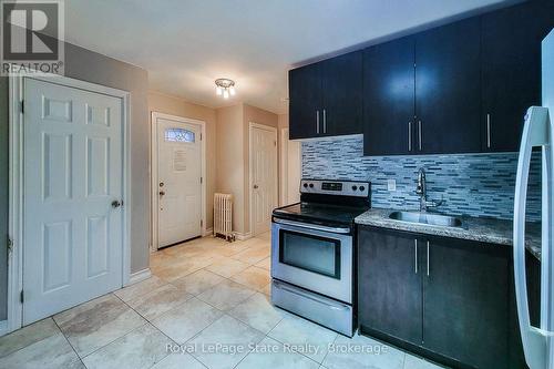 41 Lake Avenue Drive N, Hamilton (Riverdale), ON - Indoor Photo Showing Kitchen