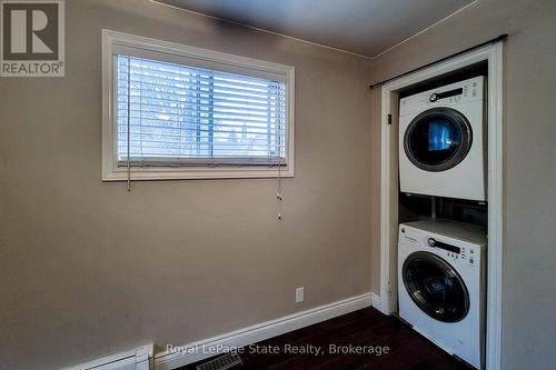 41 Lake Avenue Drive N, Hamilton (Riverdale), ON - Indoor Photo Showing Laundry Room