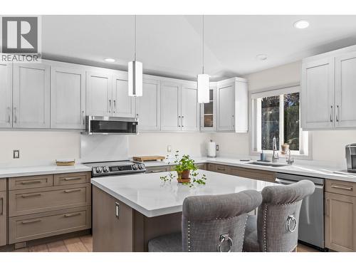 880 Mt Bulman Place, Vernon, BC - Indoor Photo Showing Kitchen With Upgraded Kitchen