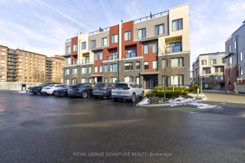 4-3429 Ridgeway Drive, Mississauga, ON - Outdoor With Facade