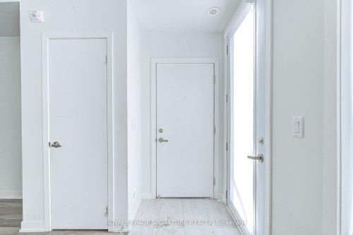 4-3429 Ridgeway Drive, Mississauga, ON - Indoor Photo Showing Other Room