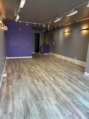 102 Lakeshore Road E, Mississauga, ON 