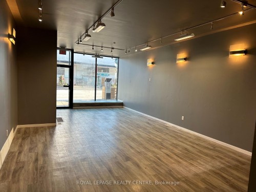 102 Lakeshore Road E, Mississauga, ON 