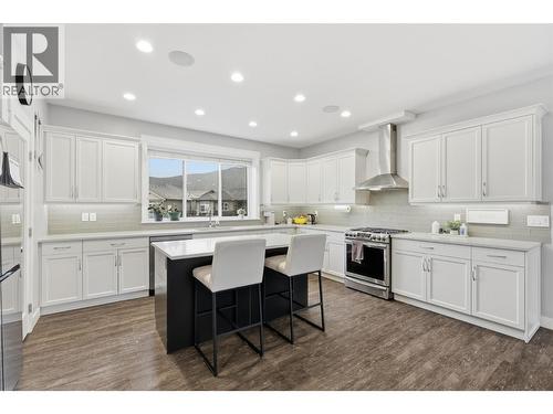 3005 Miller Court, Kamloops, BC - Indoor Photo Showing Kitchen With Upgraded Kitchen