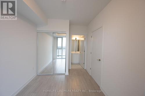 1225 - 5858 Yonge St Street, Toronto, ON - Indoor Photo Showing Other Room