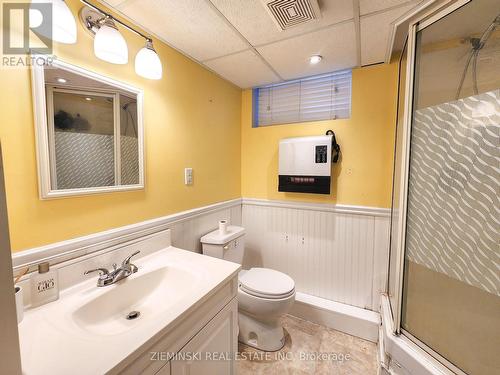 123 Picadilly Circle, Iroquois Falls, ON - Indoor Photo Showing Bathroom
