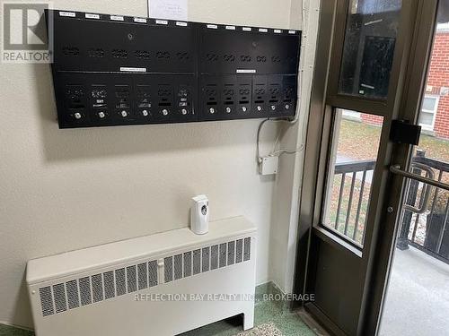 3 - 5 Applewood Avenue, Hamilton (Stoney Creek), ON - Indoor Photo Showing Other Room