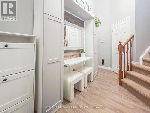 228 Sunny Meadow Court, Kitchener, ON - Indoor Photo Showing Other Room
