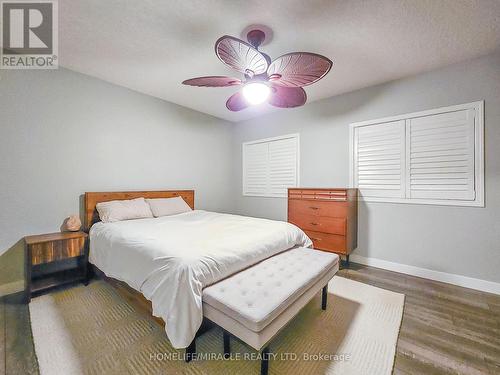 228 Sunny Meadow Court, Kitchener, ON - Indoor Photo Showing Bedroom