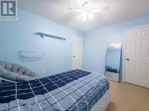 228 Sunny Meadow Court, Kitchener, ON - Indoor Photo Showing Bedroom